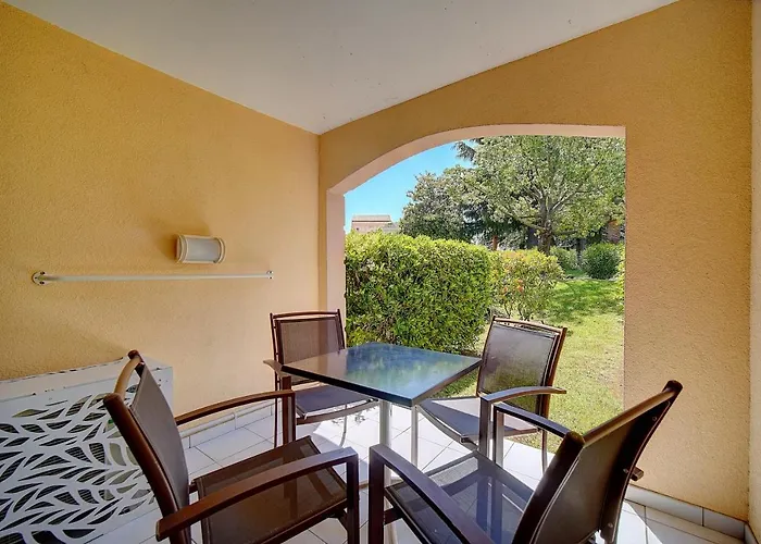 IMMOGROOM - Renovated - Pool - Garden - Parking AC